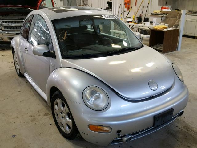 3VWCB21CX2M425783 - 2002 VOLKSWAGEN NEW BEETLE 银色 照片 1