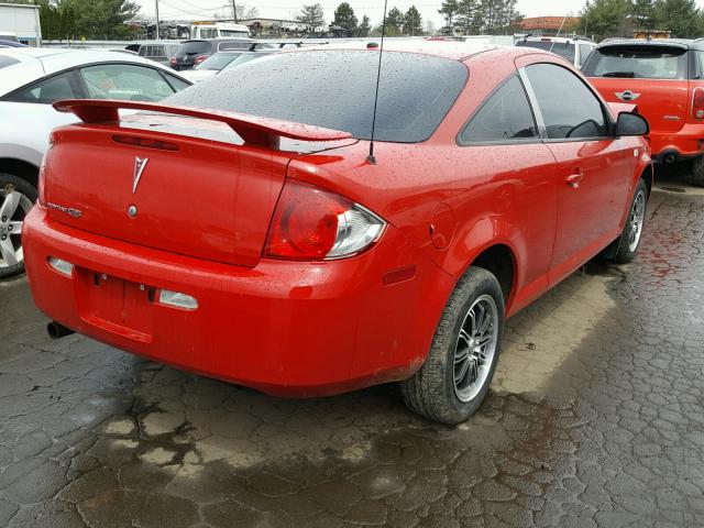 1G2AS18H997111332 - 2009 PONTIAC G5 RED photo 4