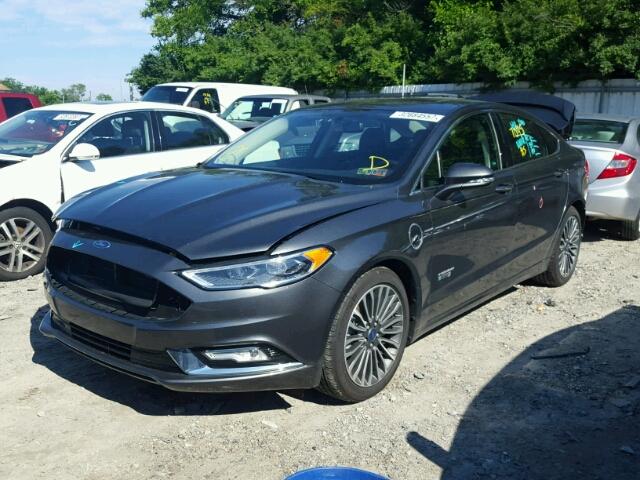 3FA6P0SU6HR208407 - 2017 FORD FUSION TIT GRAY photo 2