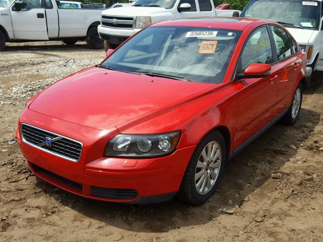 YV1MS382X52079119 - 2005 VOLVO S40 2.4I RED photo 2