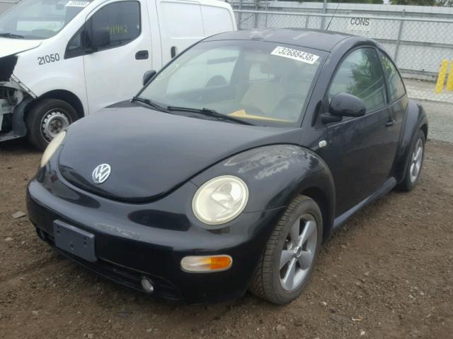 3VWCF21C6XM408779 - 1999 VOLKSWAGEN NEW BEETLE 黑色 照片 2
