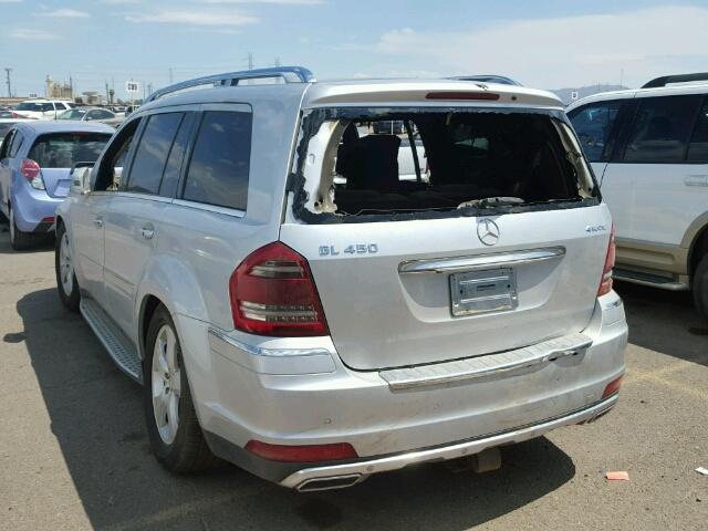 4JGBF7BE3CA799999 - 2012 MERCEDES-BENZ GL450 4 MA SILVER photo 3