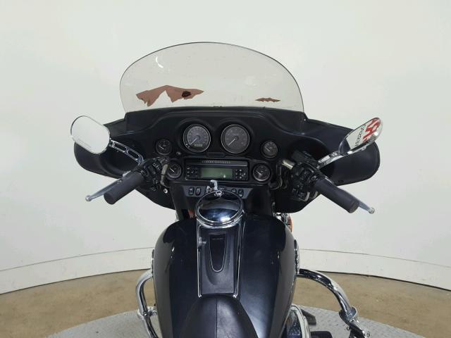 1HD1FC4187Y670199 - 2007 HARLEY-DAVIDSON FLHTCUI Қара фото 16