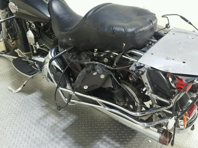 1HD1FC4187Y670199 - 2007 HARLEY-DAVIDSON FLHTCUI Қара фото 17