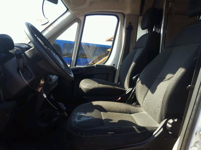 3C6URVJG5EE129762 - 2014 RAM PROMASTER 白色 照片 5