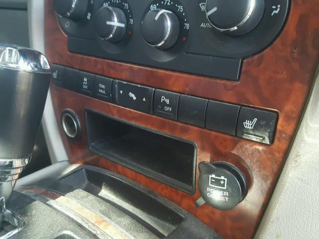 1J8HG58N86C198855 - 2006 JEEP COMMANDER თაფლისფერი ფოტო 9