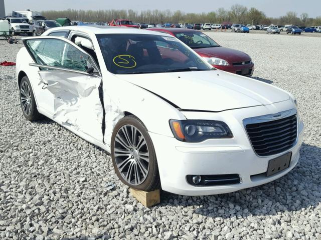 2C3CCABG1CH313339 - 2012 CHRYSLER 300 V6 WHITE photo 1