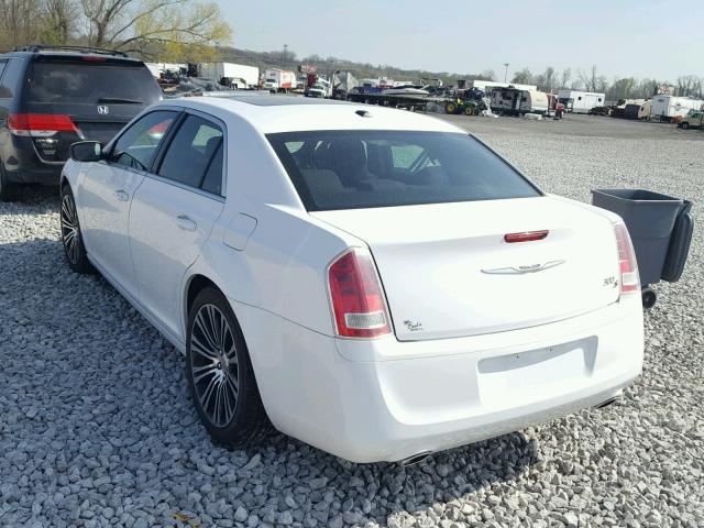 2C3CCABG1CH313339 - 2012 CHRYSLER 300 V6 WHITE photo 3