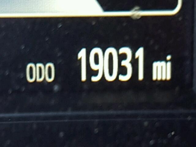 4T1BF1FK2GU261084 - 2016 TOYOTA CAMRY LE 白色 照片 8