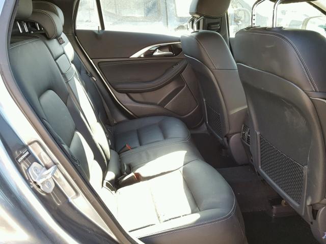 SJKCH5CRXHA024029 - 2017 INFINITI QX30 BASE GRAY photo 6