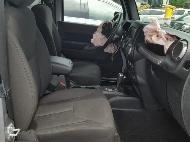 1C4AJWAG4GL145793 - 2016 JEEP WRANGLER S GRAY photo 5