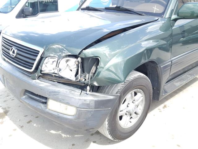 JT6HT00W0X0026243 - 1999 LEXUS LX 470 GREEN photo 9