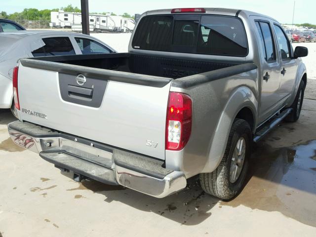 1N6AD0ER1HN724176 - 2017 NISSAN FRONTIER S SILVER photo 4