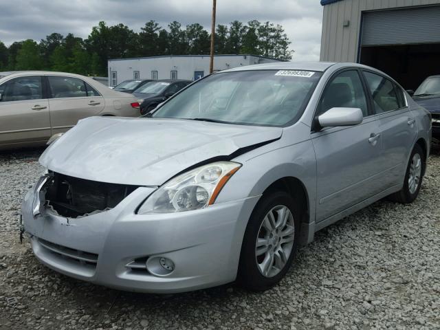 1N4AL2AP4BN409956 - 2011 NISSAN ALTIMA BAS SILVER photo 2