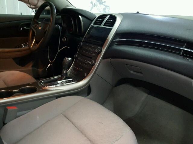 1G11B5SA5DF130904 - 2013 CHEVROLET MALIBU LS თეთრი ფოტო 5