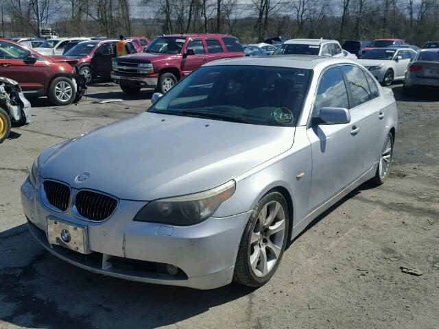 WBANB33575B114983 - 2005 BMW 545 I SILVER photo 2