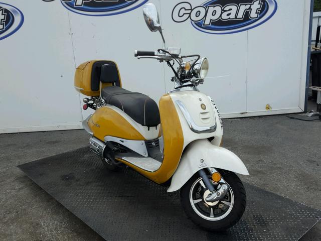 L5YTCKPA391117330 - 2009 OTHE SCOOTER YELLOW photo 1