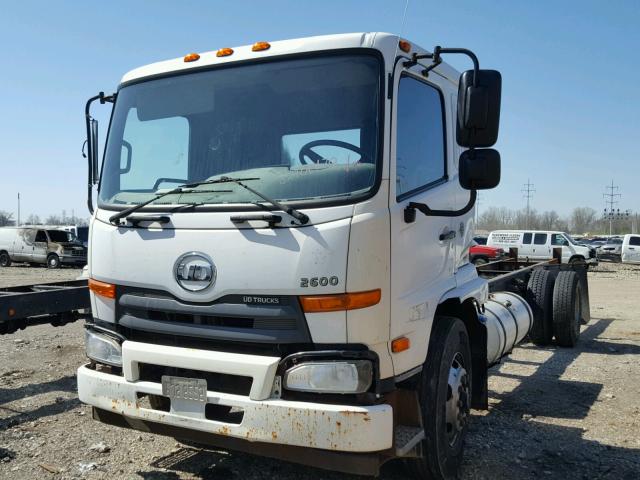 JNAA410H4CAN15203 - 2012 NISSAN DIESEL UD2600 WHITE photo 2