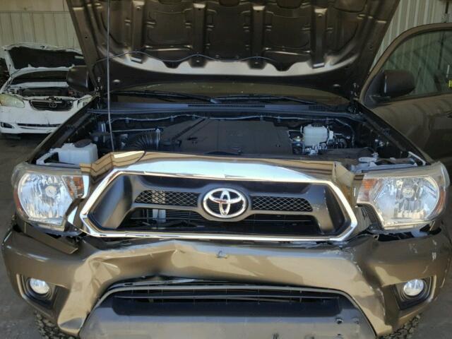 5TFLU4EN2FX136692 - 2015 TOYOTA TACOMA DOU BROWN photo 7