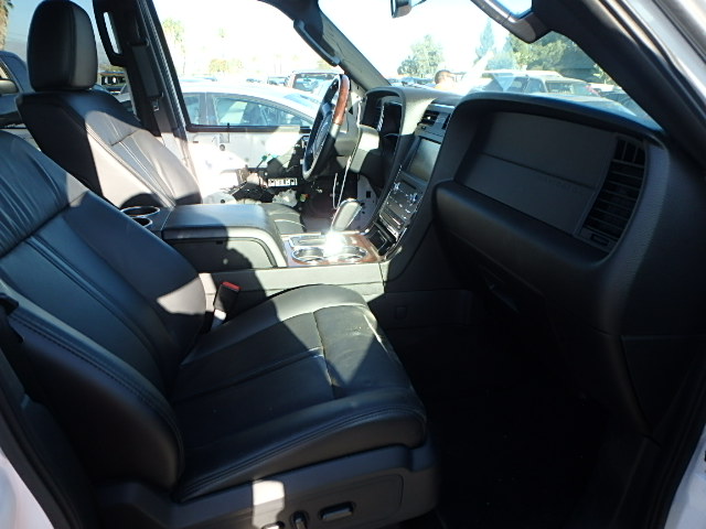 5LMJJ2HT9FEJ08729 - 2015 LINCOLN NAVIGATOR WHITE photo 5