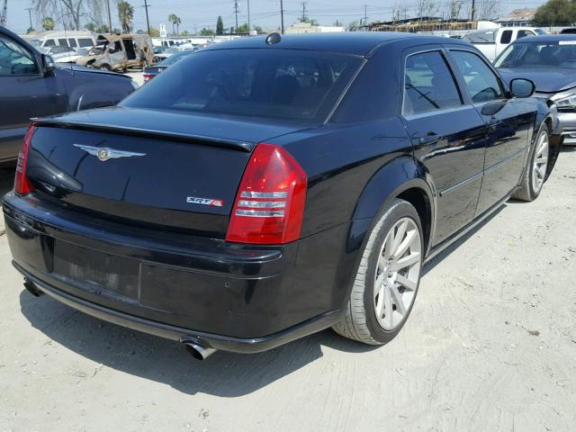 2C3LA73W56H215692 - 2006 CHRYSLER 300C SRT-8 BLACK photo 4