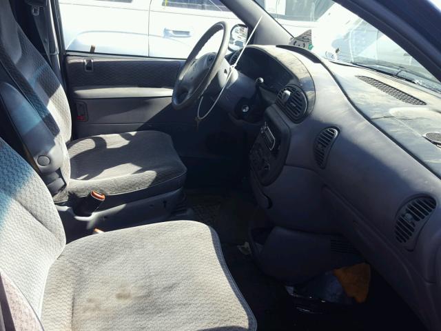 2C4GJ24R3YR797104 - 2000 CHRYSLER GRAND VOYA 蓝色 照片 5