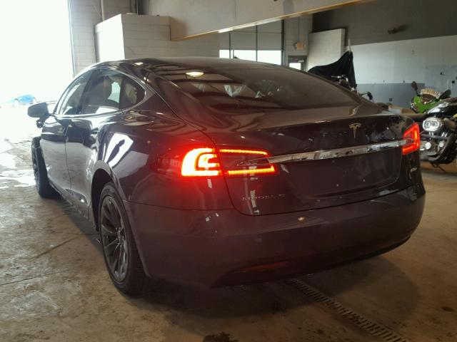 5YJSA1E2XJF243534 - 2018 TESLA MODEL S Սև լուսանկար 3