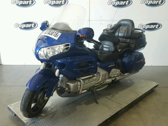 1HFSC47021A006638 - 2001 HONDA GL1800 BLUE photo 2