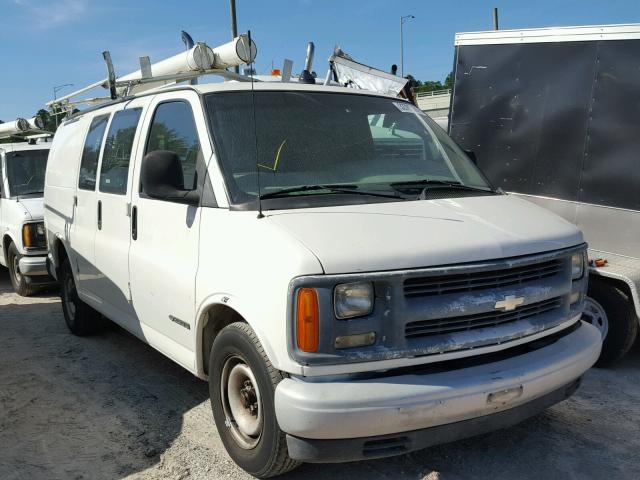 1GCFG25W011154203 - 2001 CHEVROLET EXPRESS G2 WHITE photo 1