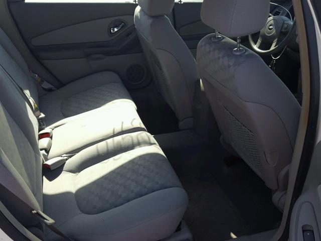 1G1ZS62895F215509 - 2005 CHEVROLET MALIBU MAX თეთრი ფოტო 6
