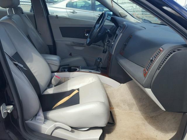 1G6DM577740104421 - 2004 CADILLAC CTS BLUE photo 5