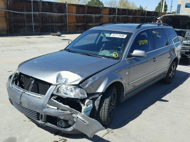 WVWYH63B24E161986 - 2004 VOLKSWAGEN PASSAT GLX 银色 照片 2