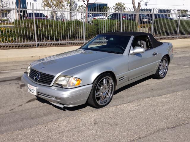 WDBFA67F4WF158432 - 1998 MERCEDES-BENZ SL 500 SILVER photo 1