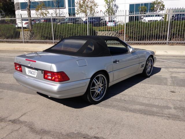 WDBFA67F4WF158432 - 1998 MERCEDES-BENZ SL 500 SILVER photo 4