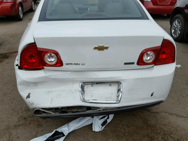 1G1ZC5EU4BF158017 - 2011 CHEVROLET MALIBU 1LT WHITE photo 9