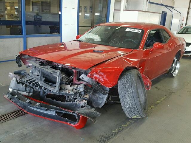 2C3CDYAGXDH607668 - 2013 DODGE CHALLENGER RED photo 2