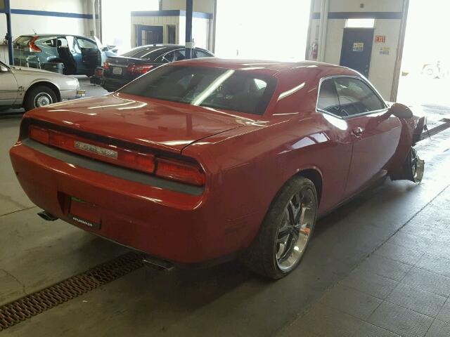 2C3CDYAGXDH607668 - 2013 DODGE CHALLENGER RED photo 4