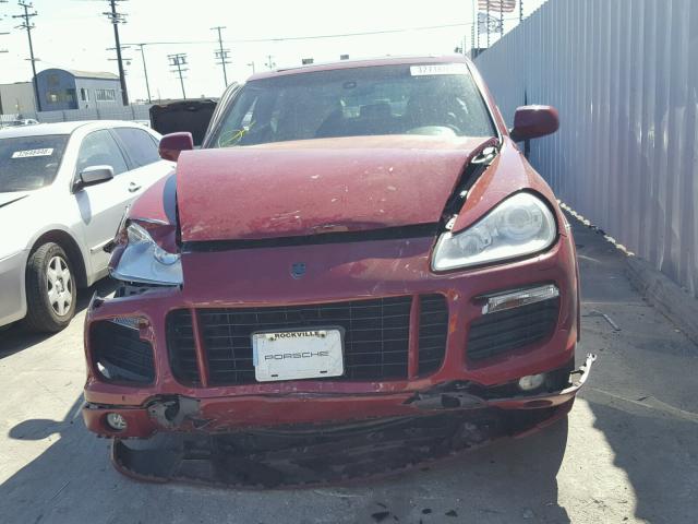 WP1AD29P18LA72323 - 2008 PORSCHE CAYENNE GT RED photo 9