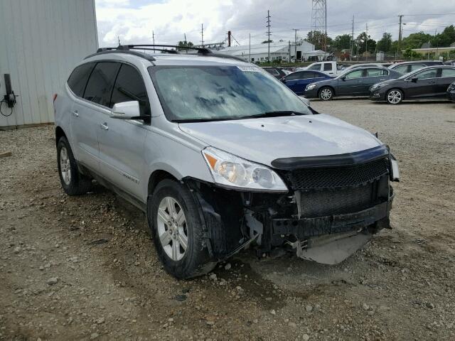 1GNER23DX9S124887 - 2009 CHEVROLET TRAVERSE SILVER photo 1