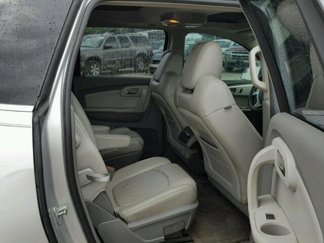 1GNER23DX9S124887 - 2009 CHEVROLET TRAVERSE SILVER photo 6