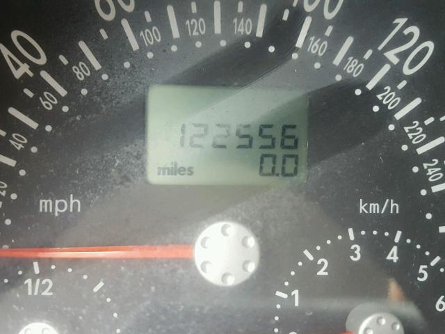 3VWCD31CX4M415399 - 2004 VOLKSWAGEN NEW BEETLE 石墨色 照片 8