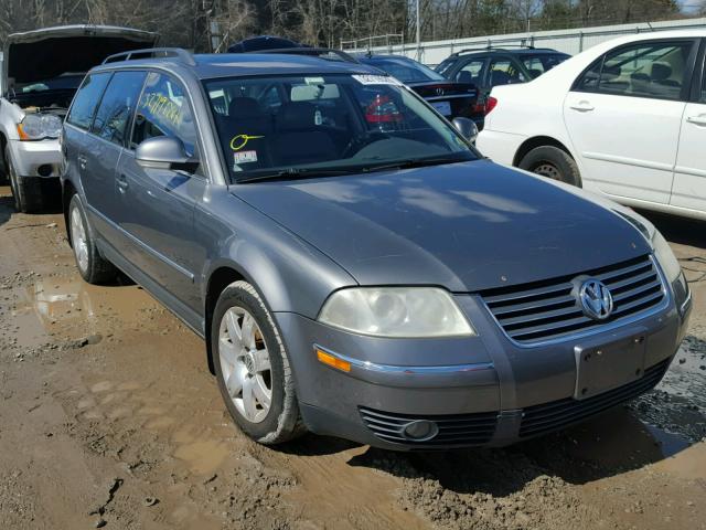 WVWCD63B35E142936 - 2005 VOLKSWAGEN PASSAT GLS GRAY photo 1