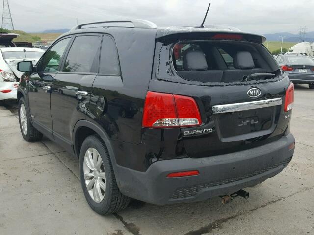 5XYKUDA21BG156579 - 2011 KIA SORENTO EX BLACK photo 3