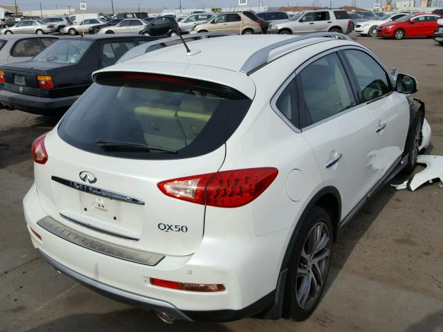 JN1BJ0RP6GM231187 - 2016 INFINITI QX50 WHITE photo 4