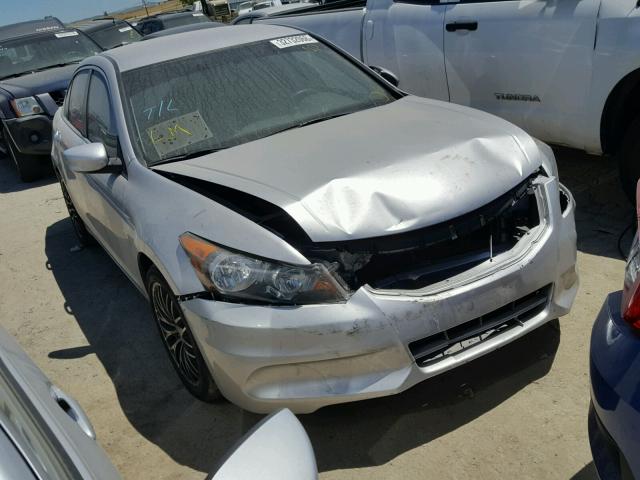 1HGCP2F4XBA126976 - 2011 HONDA ACCORD LXP SILVER photo 1