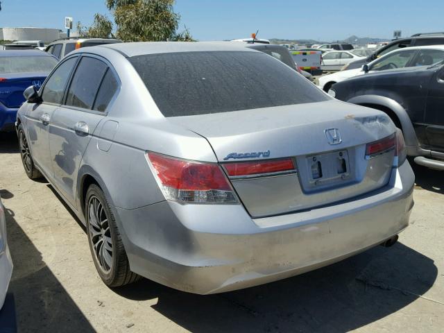 1HGCP2F4XBA126976 - 2011 HONDA ACCORD LXP SILVER photo 3