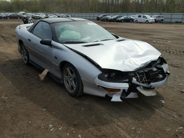 2G1FP22K9V2122550 - 1997 CHEVROLET CAMARO BAS SILVER photo 1