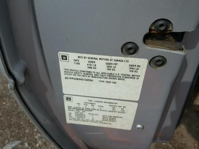 2G1FP22K9V2122550 - 1997 CHEVROLET CAMARO BAS ვერცხლისფერი ფოტო 10