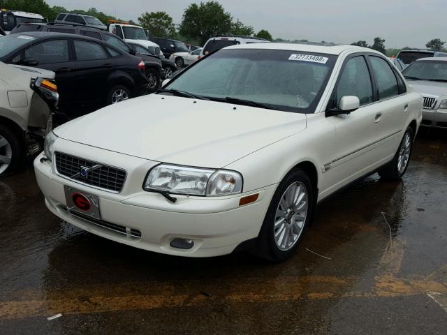 YV1TS592861439369 - 2006 VOLVO S80 2.5T WHITE photo 2