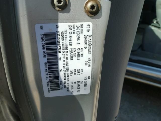 1C4GJ44G4YB765898 - 2000 CHRYSLER GRAND VOYA Gümüş foto 10